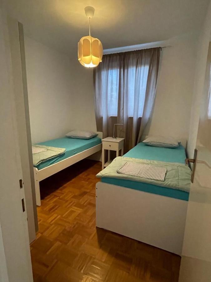 Apartments Antonija Punta Skala Next To Falkensteiner Resort Petrcane Luaran gambar